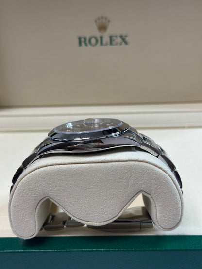 Rolex Datejust 41 Black Index Dial on Oyster 126300 Papers 2026