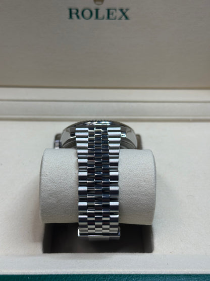 Rolex SkyDweller Blue Index Dial on Jubilee 336934 Papers 2026