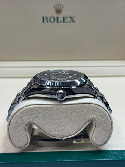 Rolex SkyDweller Blue Index Dial on Jubilee 336934 Papers 2026