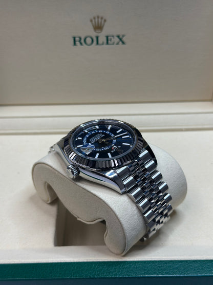 Rolex SkyDweller Blue Index Dial on Jubilee 336934 Papers 2026