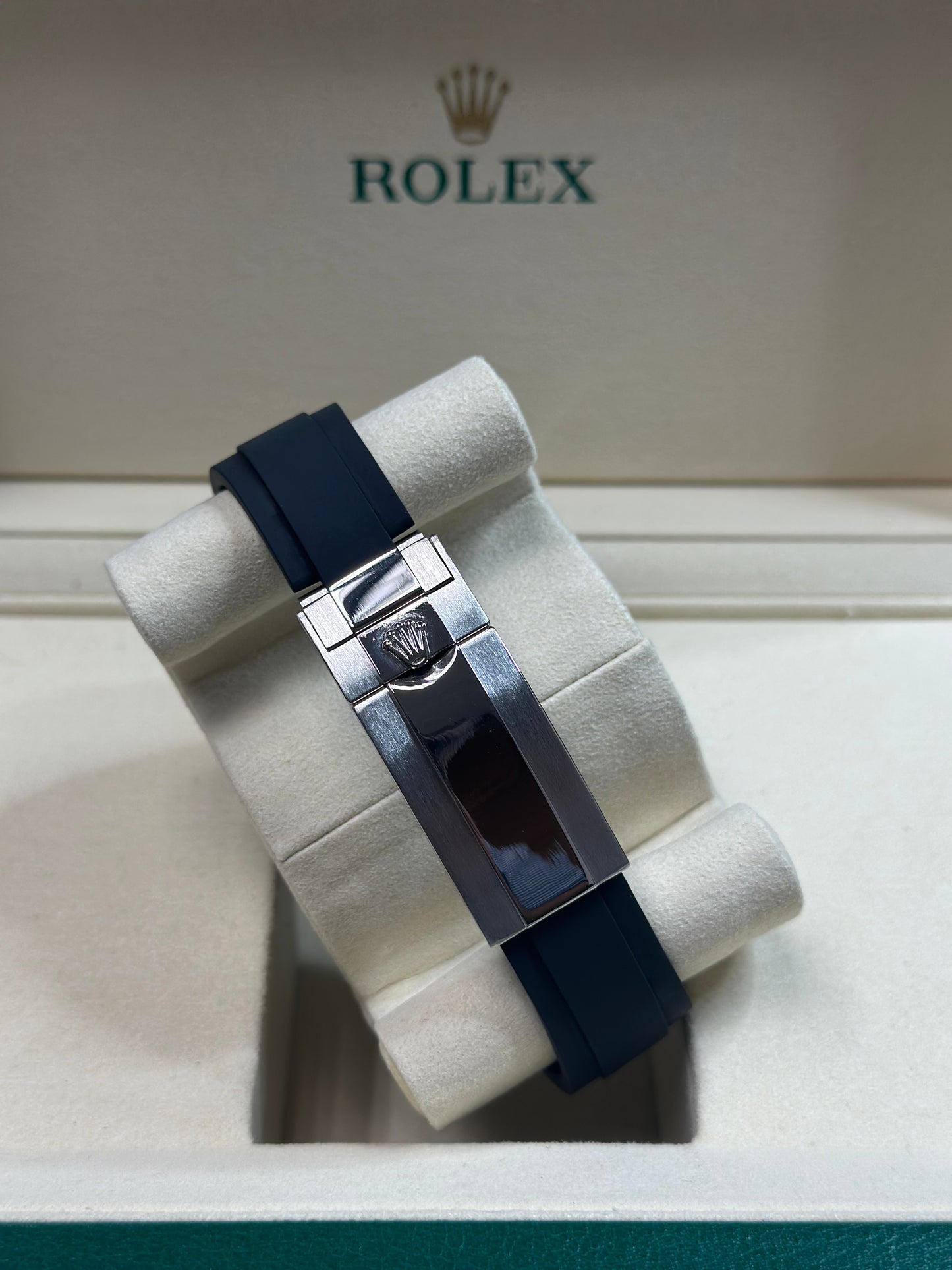 Rolex Yacht-Master 42 Black Dial on Oysterflex 226659 Papers 2020