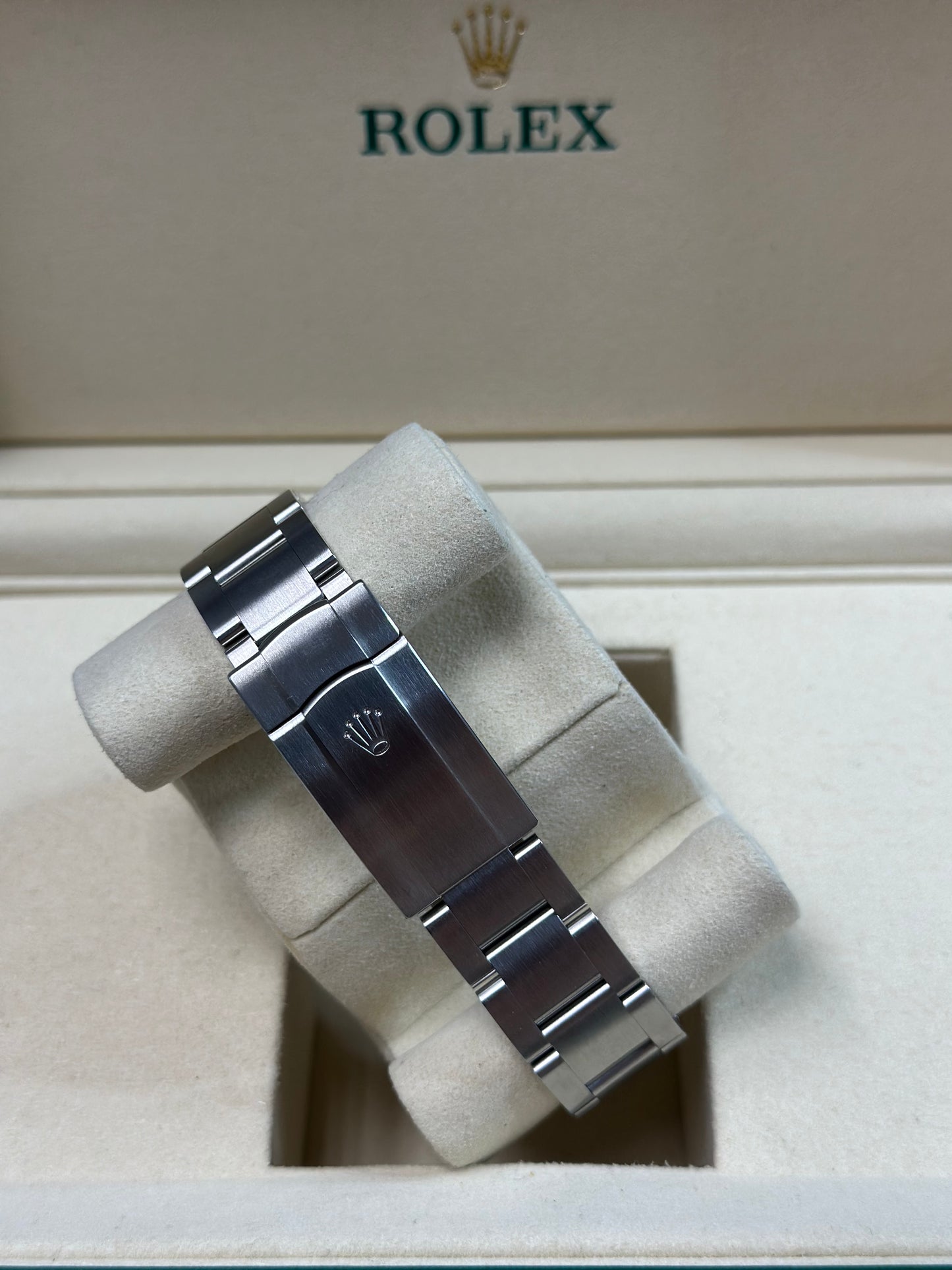 Rolex Oyster Perpetual 36 celebration Dial on Oyster 126000 Papers 2026