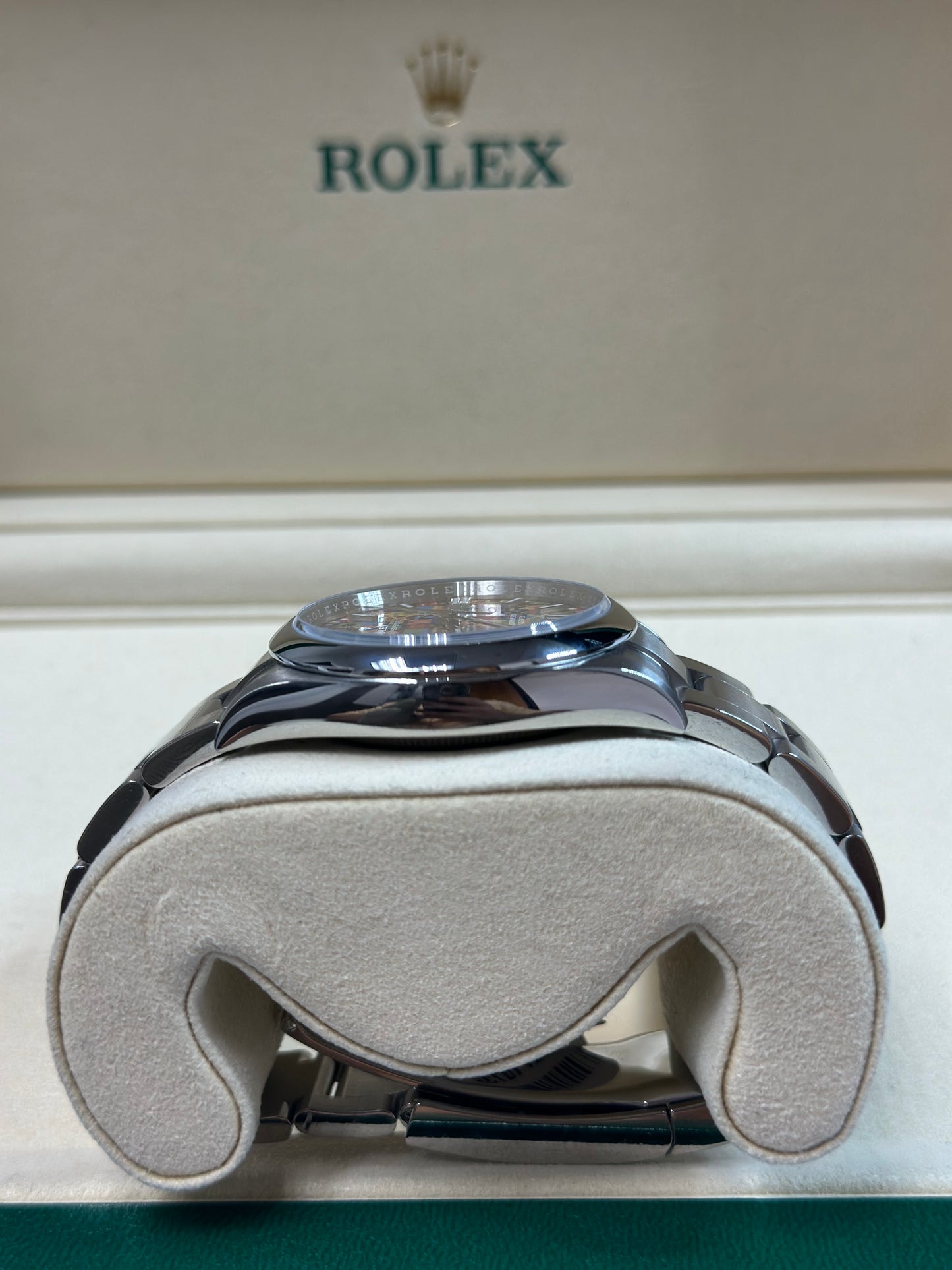 Rolex Oyster Perpetual 36 celebration Dial on Oyster 126000 Papers 2026