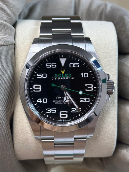 Rolex Airking Black Dial on Oyster 126900 Papers 2026
