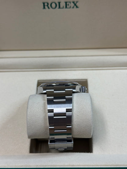 Rolex Airking Black Dial on Oyster 126900 Papers 2026
