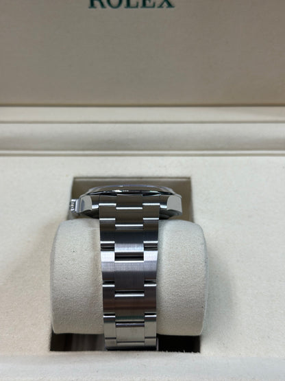Rolex Airking Black Dial on Oyster 126900 Papers 2026