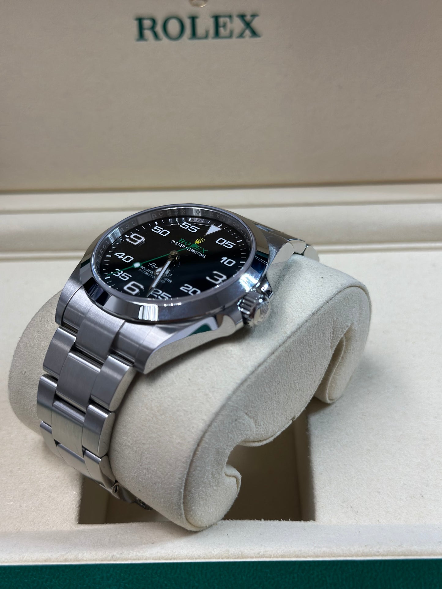 Rolex Airking Black Dial on Oyster 126900 Papers 2026