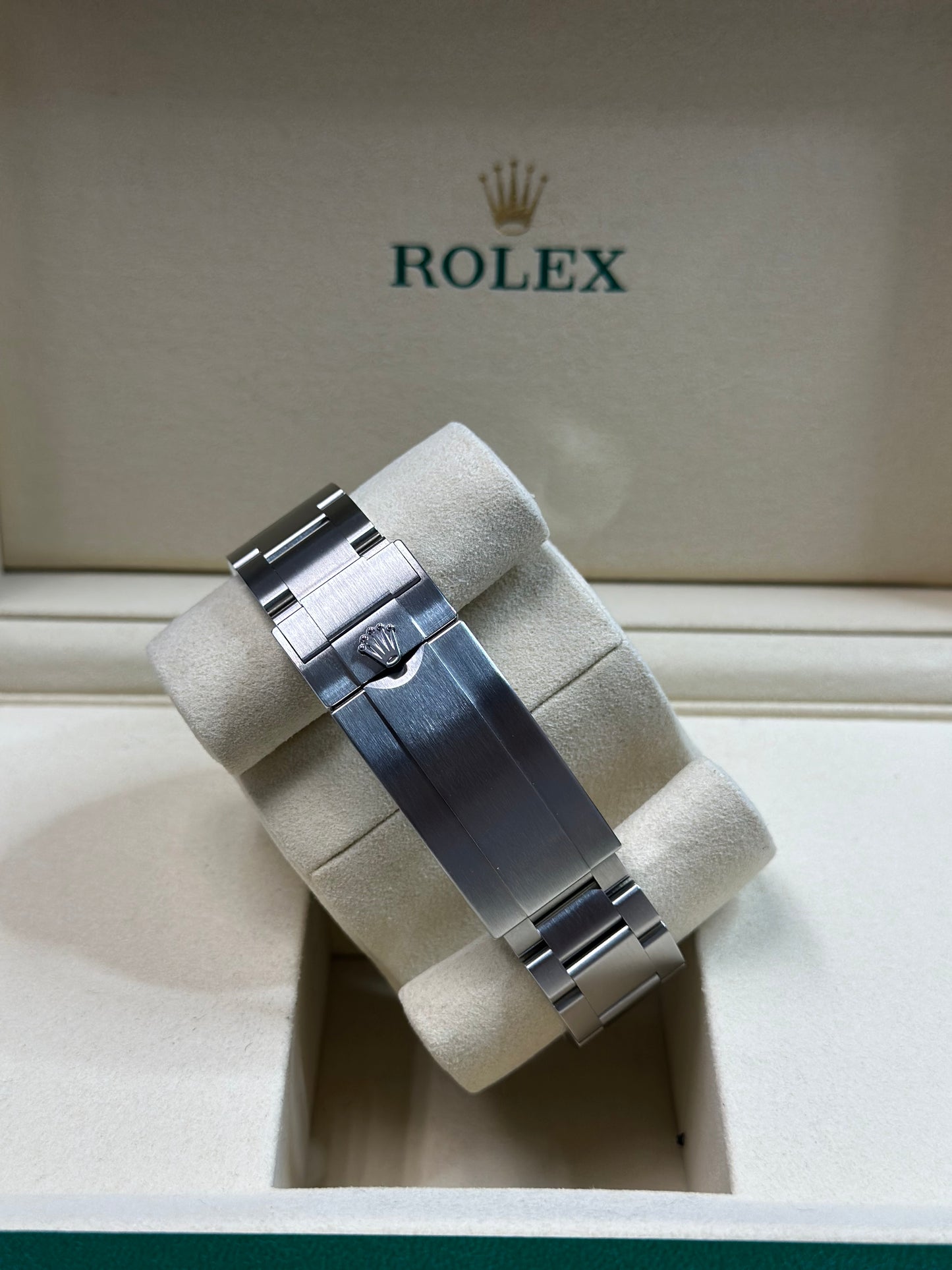 Rolex Submariner Black Dial on Oyster 126610LN Papers 2026