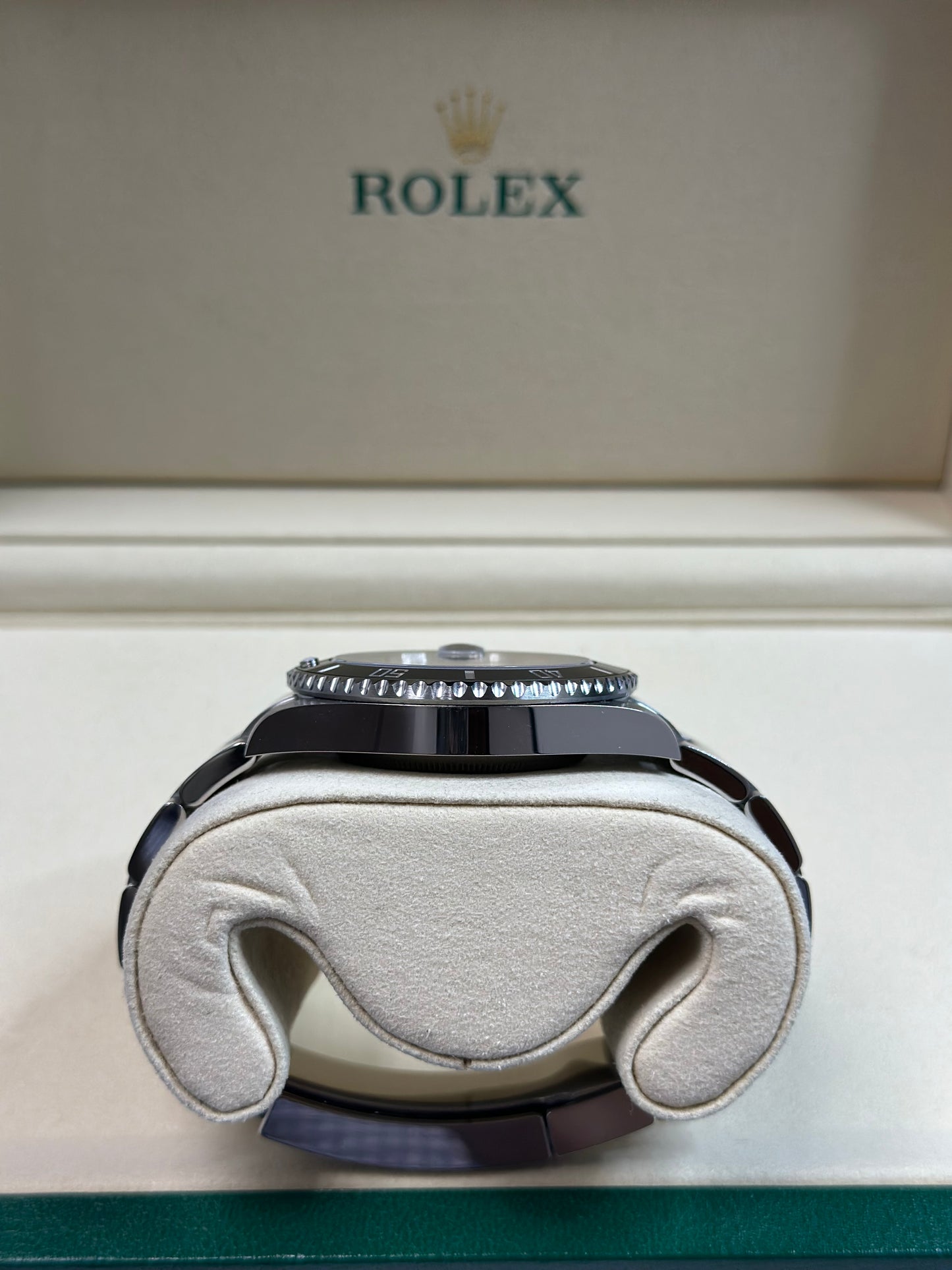 Rolex Submariner Black Dial on Oyster 126610LN Papers 2026
