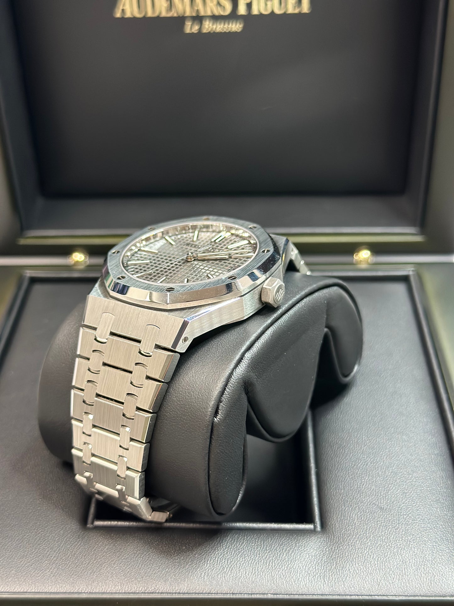 Audemars Piguet Royal Oak Selfwinding Grey Dial on Bracelet 15510ST.OO.1320ST.10 Papers 2026