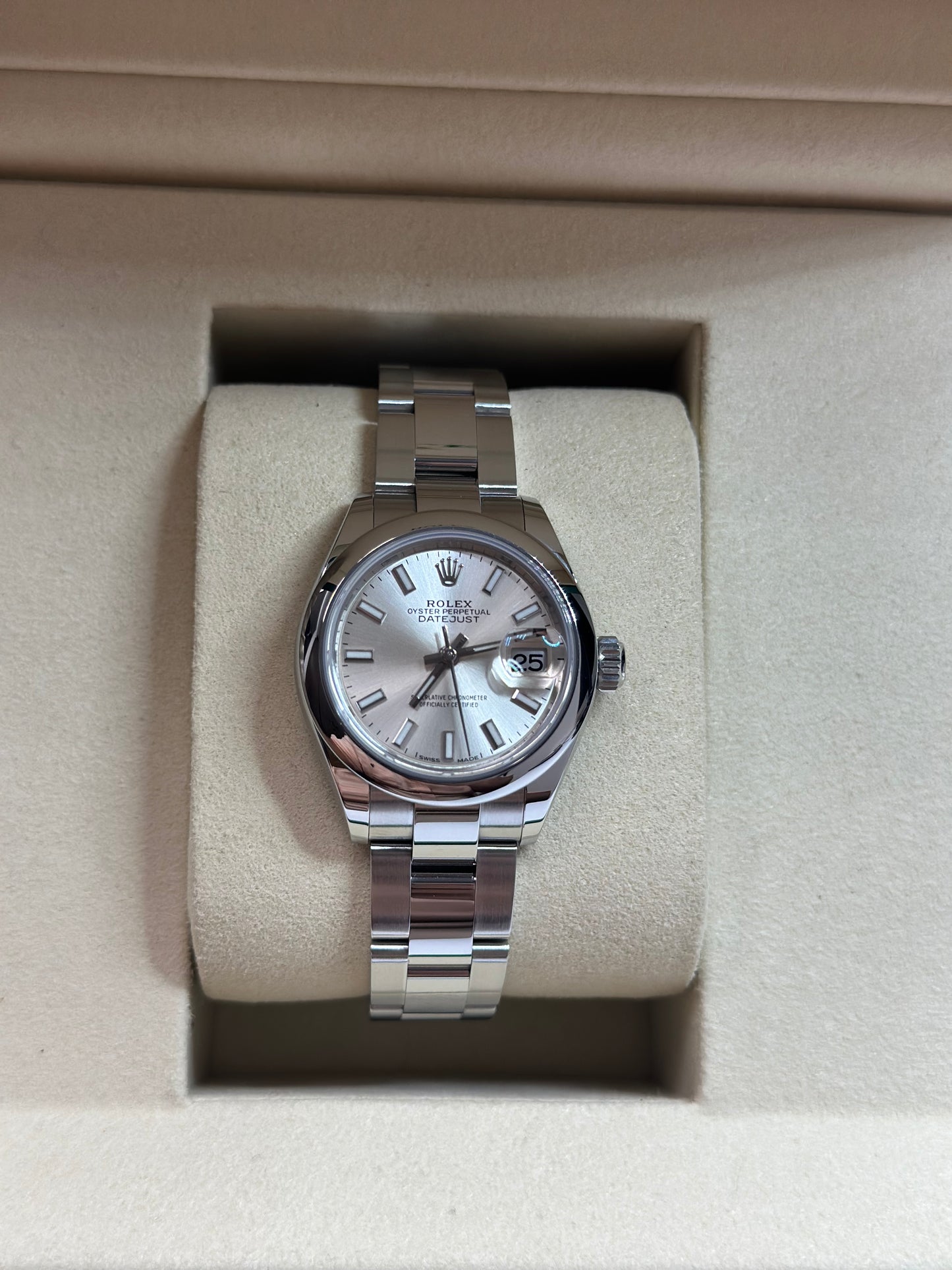Rolex Datejust Lady Silver Index Dial on Oyster 279160 Papers 2021