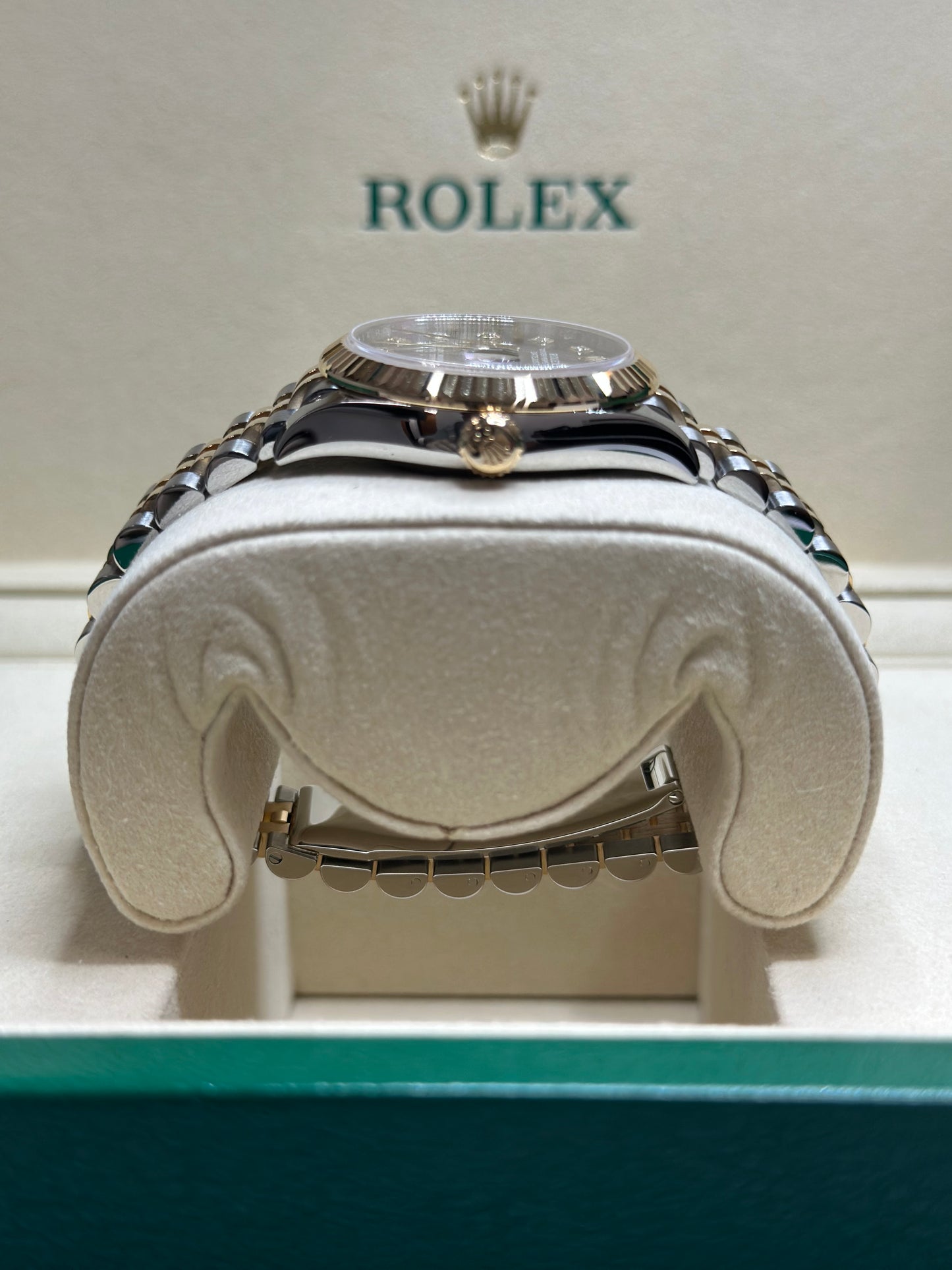 Rolex Datejust 31 Dark Mother-Of-Pearl Diamond Dial on Jubilee 278273 Complete 2026