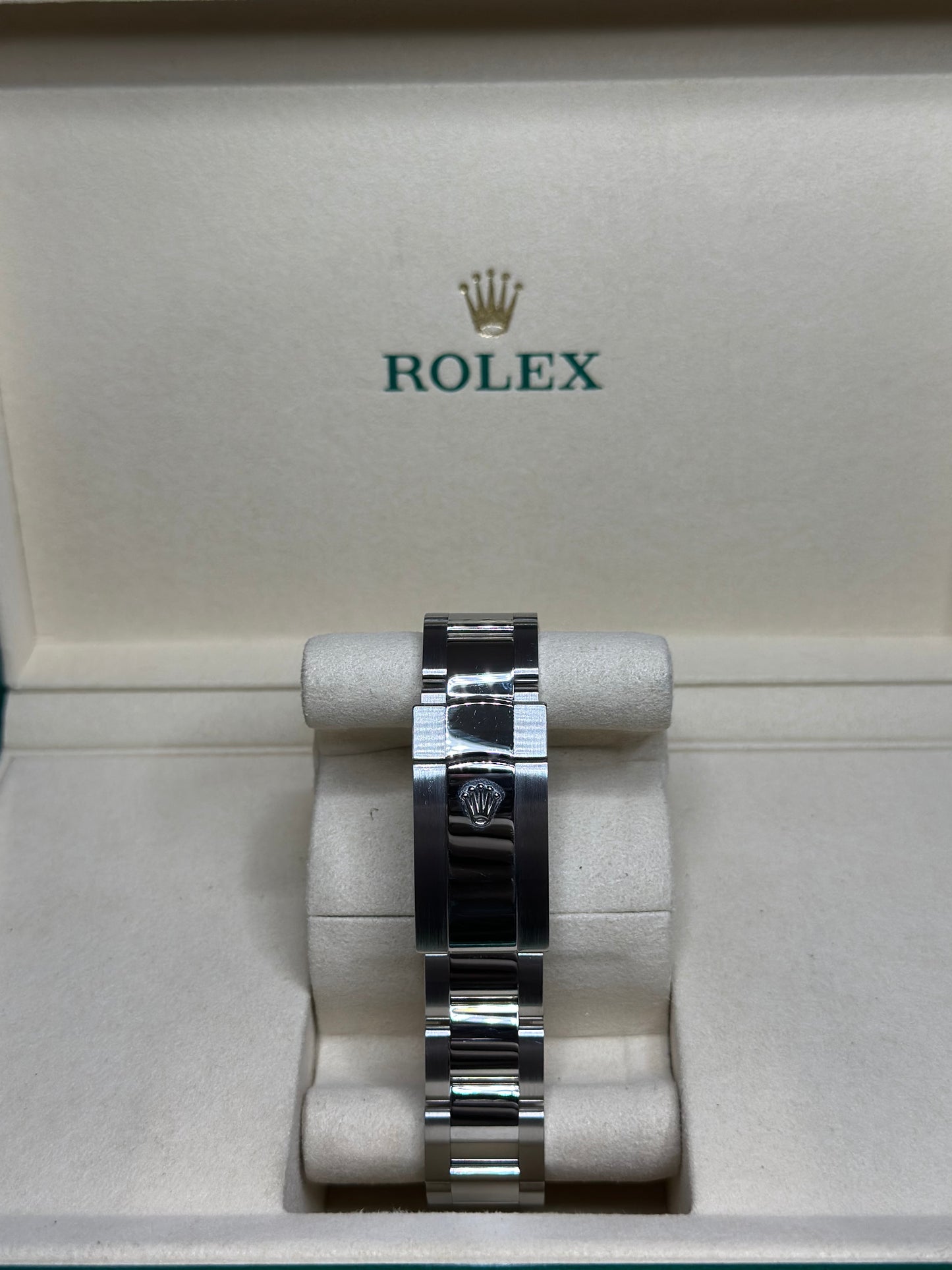 Rolex Datejust 41 White Index Dial on Oyster 126334 Complete 2022