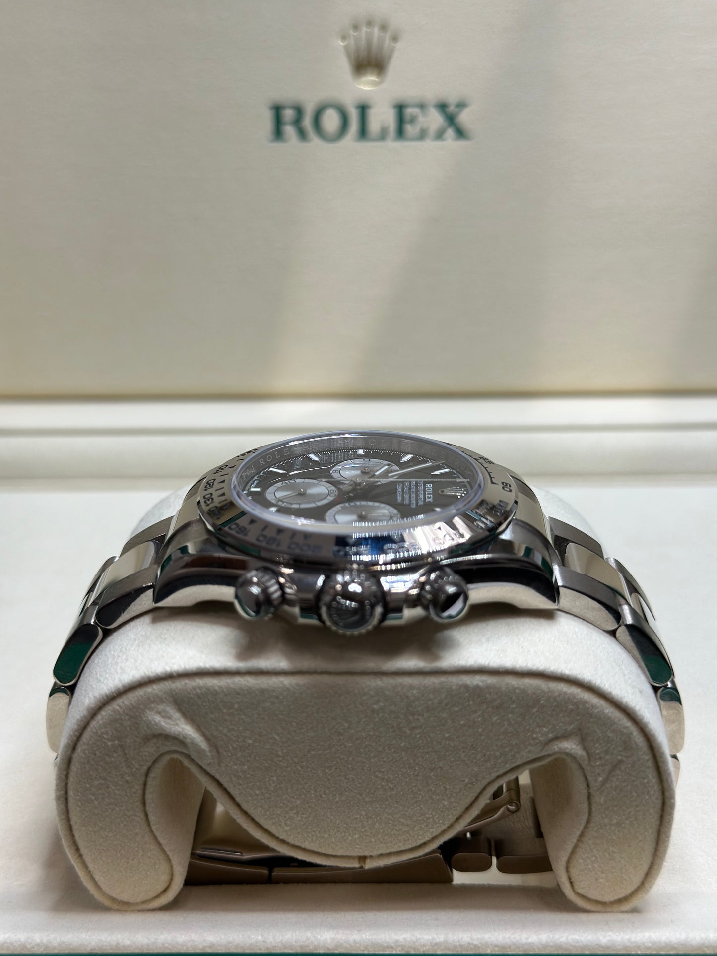 Rolex Daytona Black And Steel Index Dial on Oyster 126509 Complete 2025