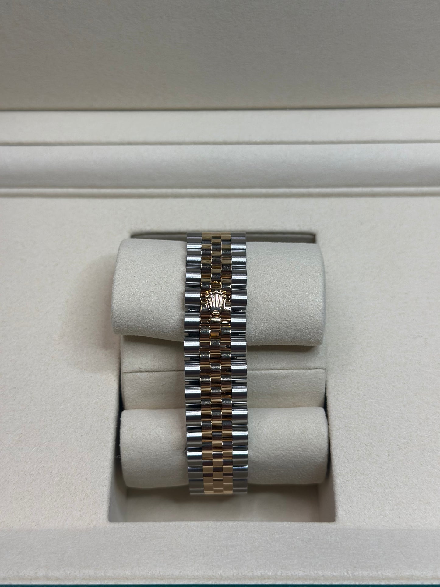 Rolex Datejust 31 Champagne Diamond Dial on Jubilee 278273 Papers 2026