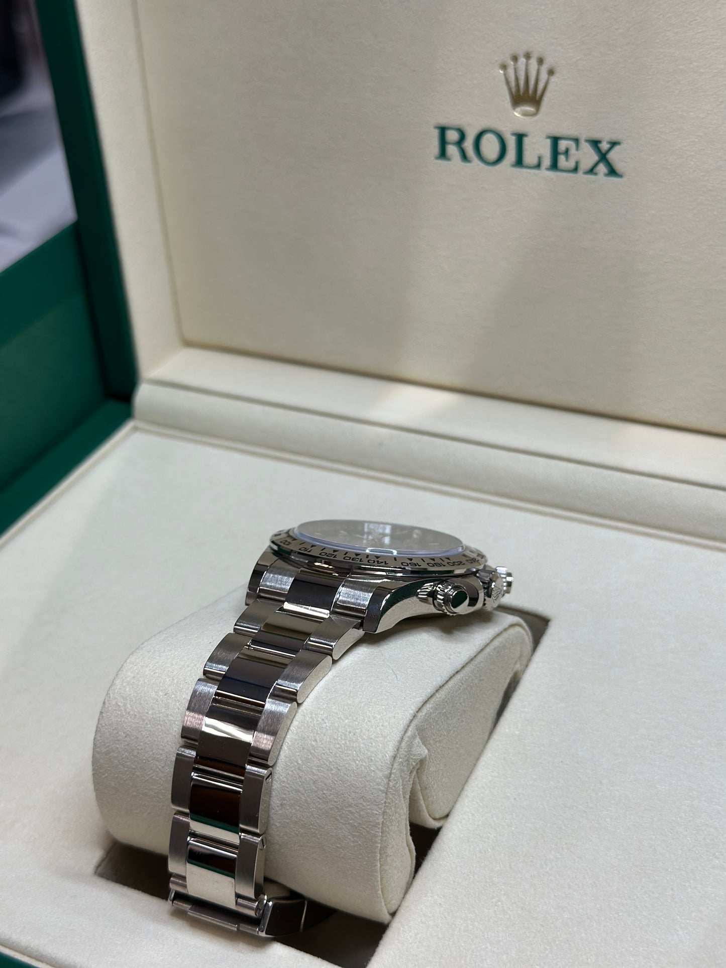 Rolex Daytona Black And Steel Index Dial on Oyster 126509 Complete 2025