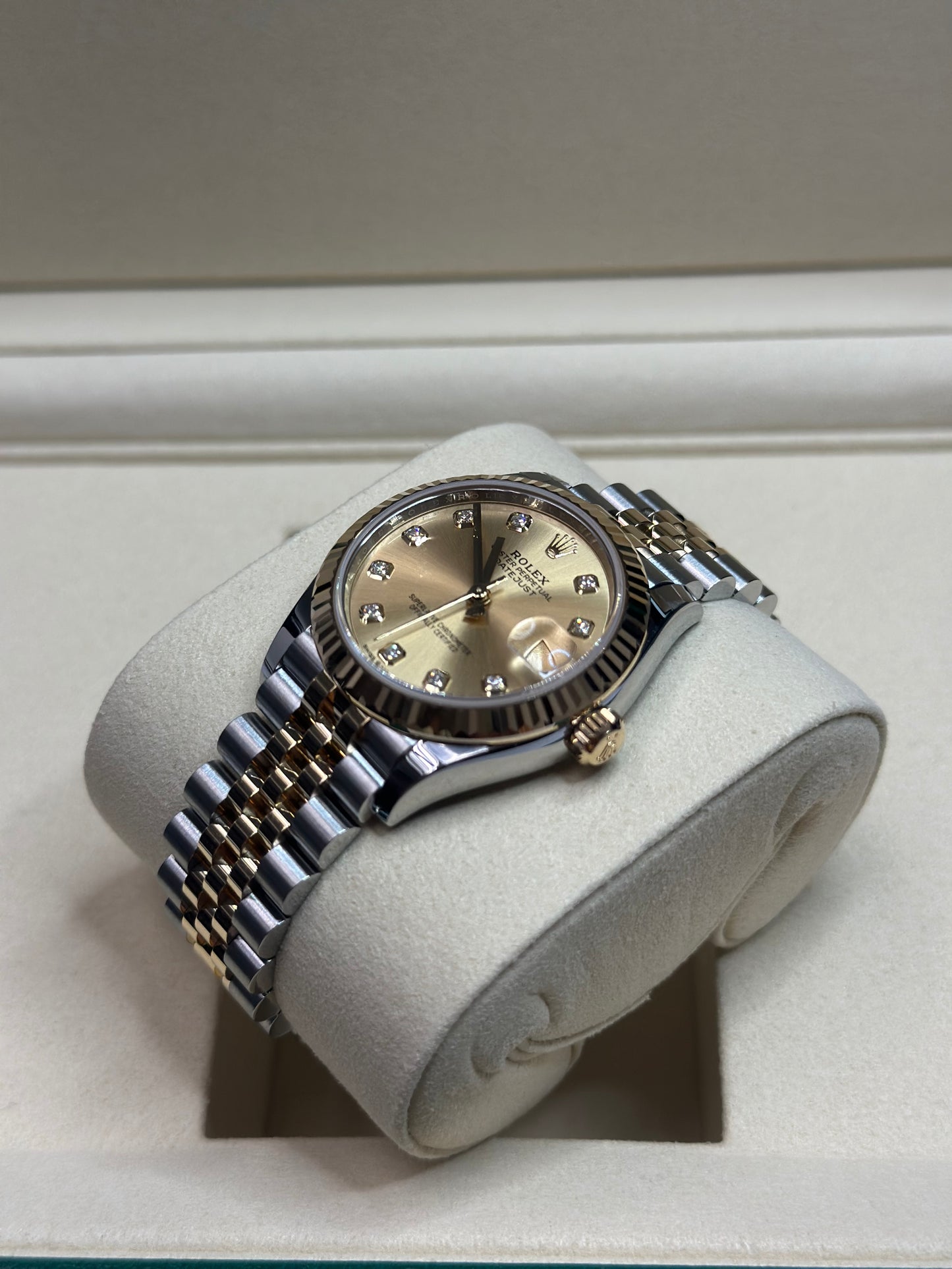 Rolex Datejust 31 Champagne Diamond Dial on Jubilee 278273 Papers 2026