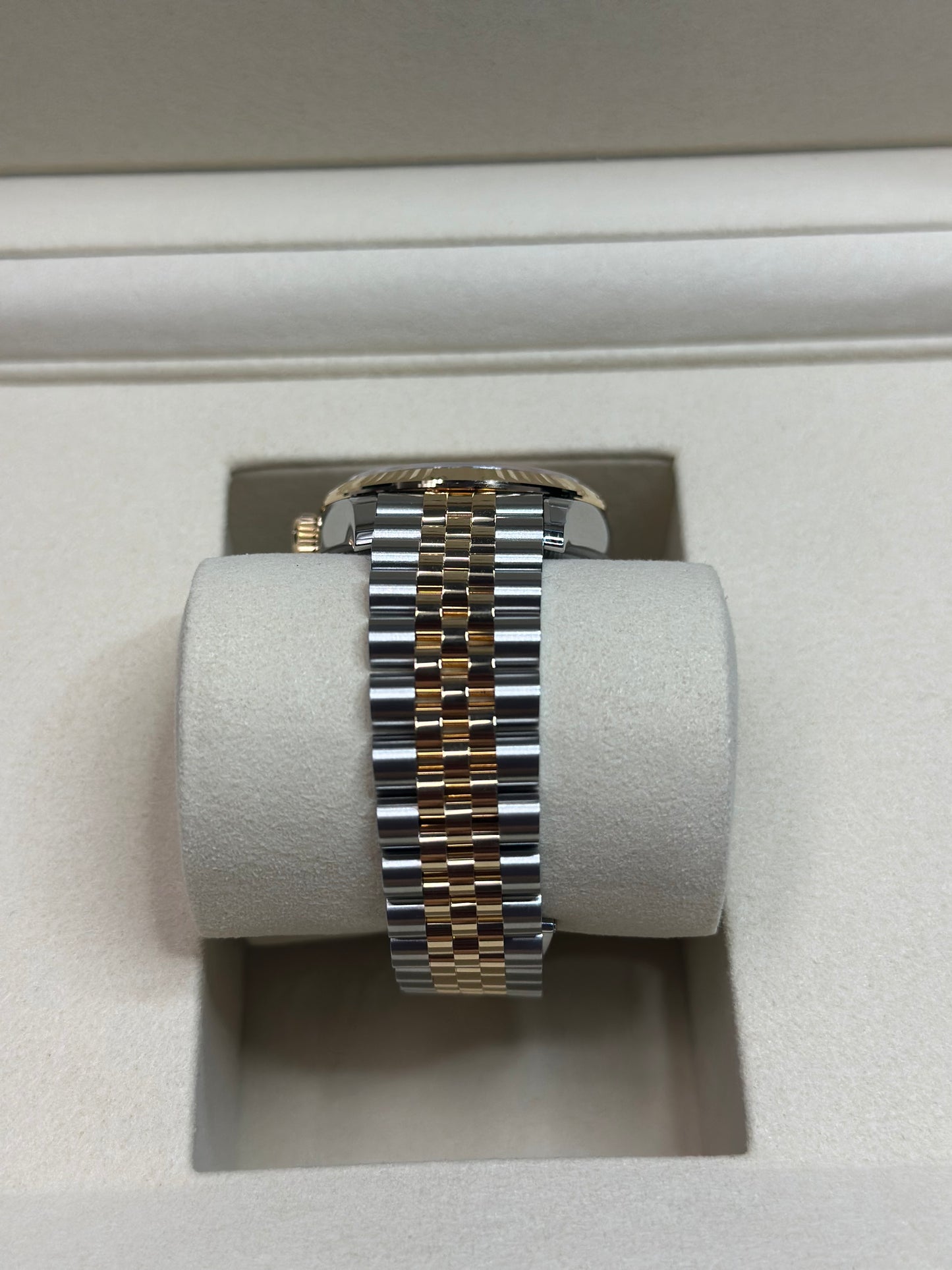 Rolex Datejust 31 Champagne Diamond Dial on Jubilee 278273 Papers 2026