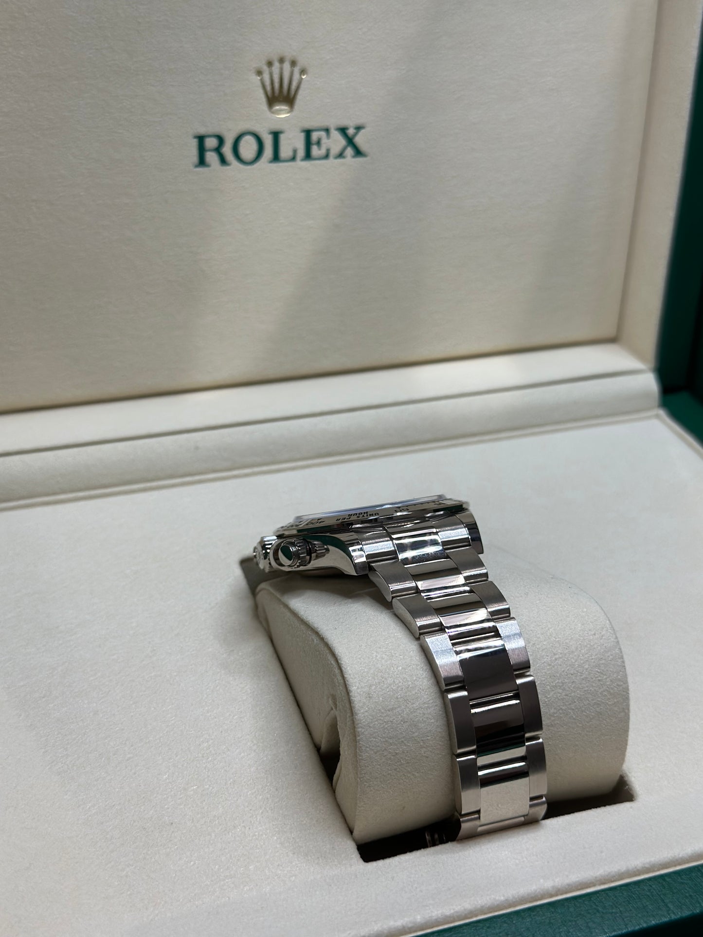 Rolex Daytona Black And Steel Index Dial on Oyster 126509 Complete 2025